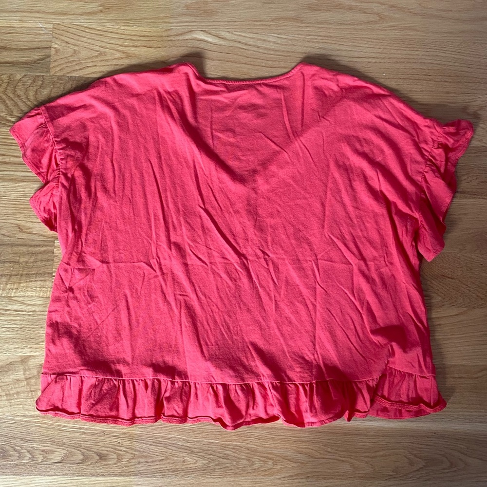 ❣️ LOFT Boxy Ruffle Top - Picture 3 of 3